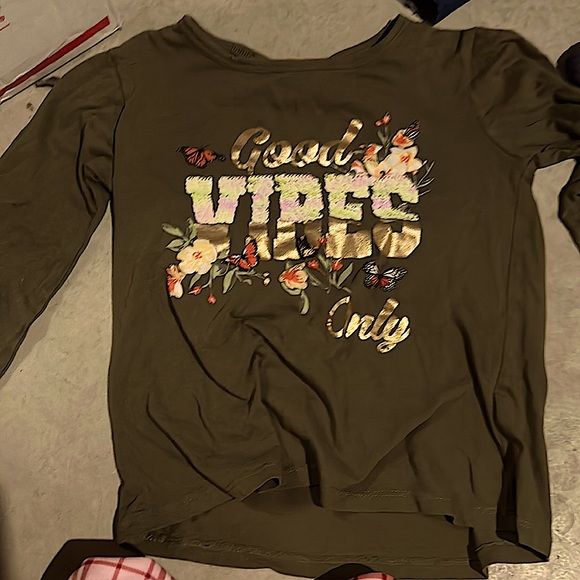 Good vibes moss sequin long sleeved shirt - Picture 1 of 4